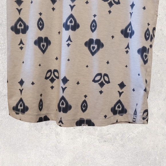 ๐๐๐๐๐ ๐๐ผ๐๐๐๐ - Lia Singlet Tank Top - Picture 6 of 11